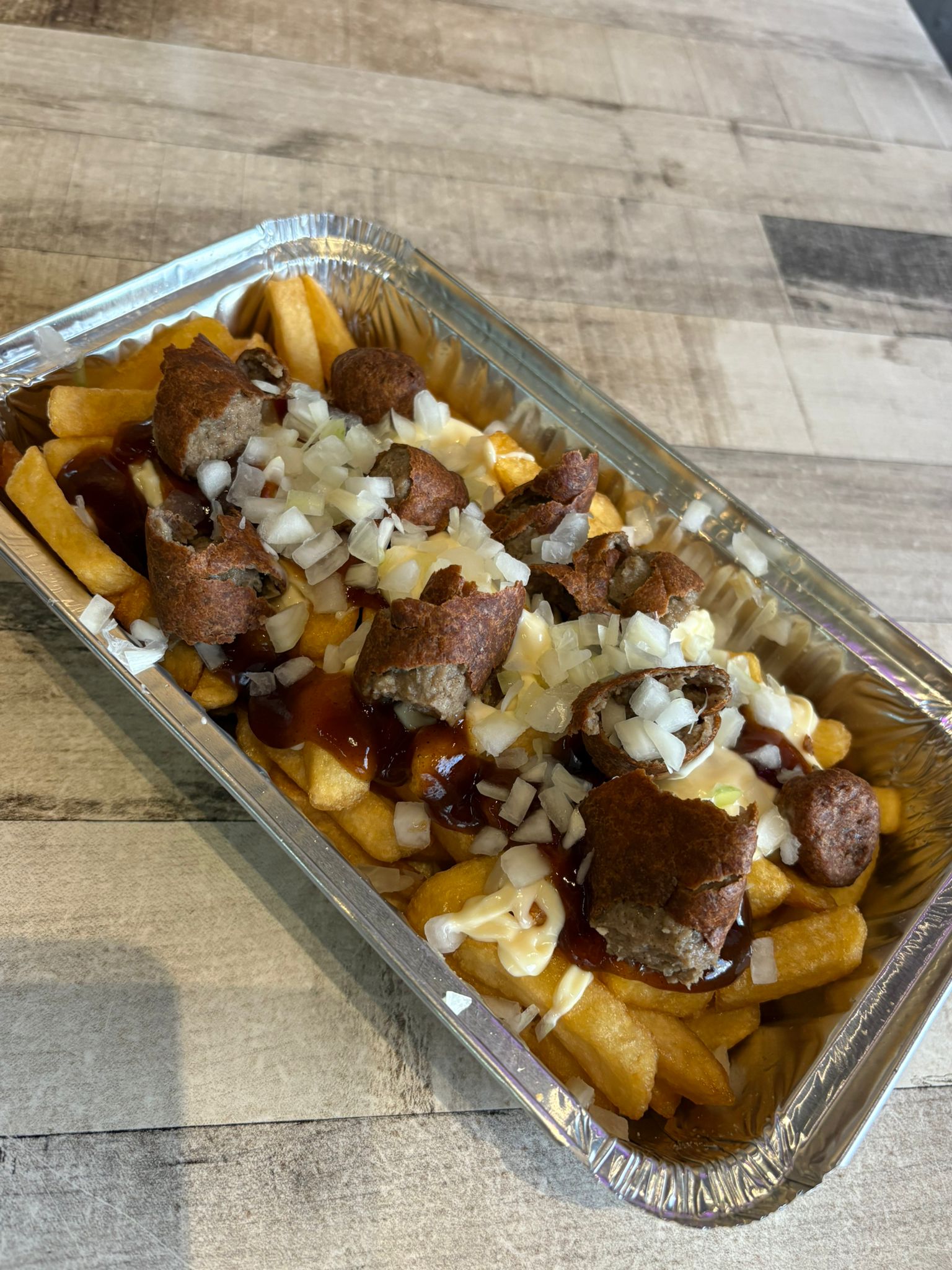 Loaded Fries Frikandel Speciaal